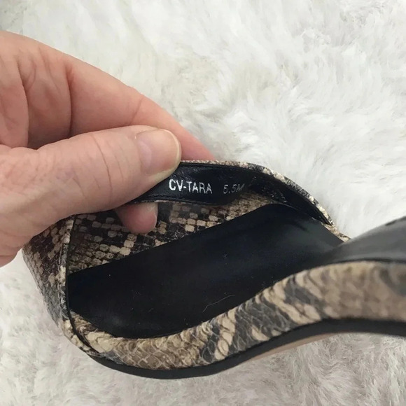 Chelsea & Violet Tara Snake Print Leather Block Heel Sandal NWT Size 5.5 - Picture 9 of 9